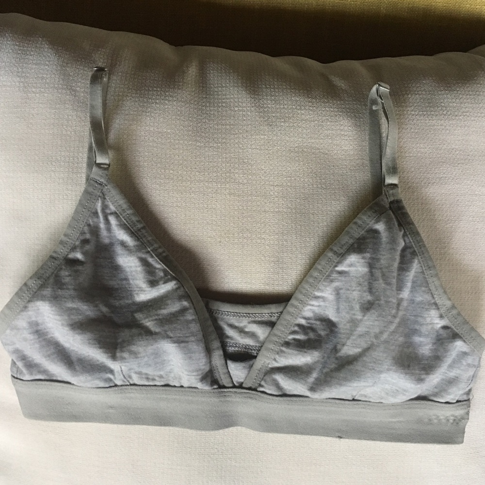 Icebreaker merino wool siren bra. Size small.